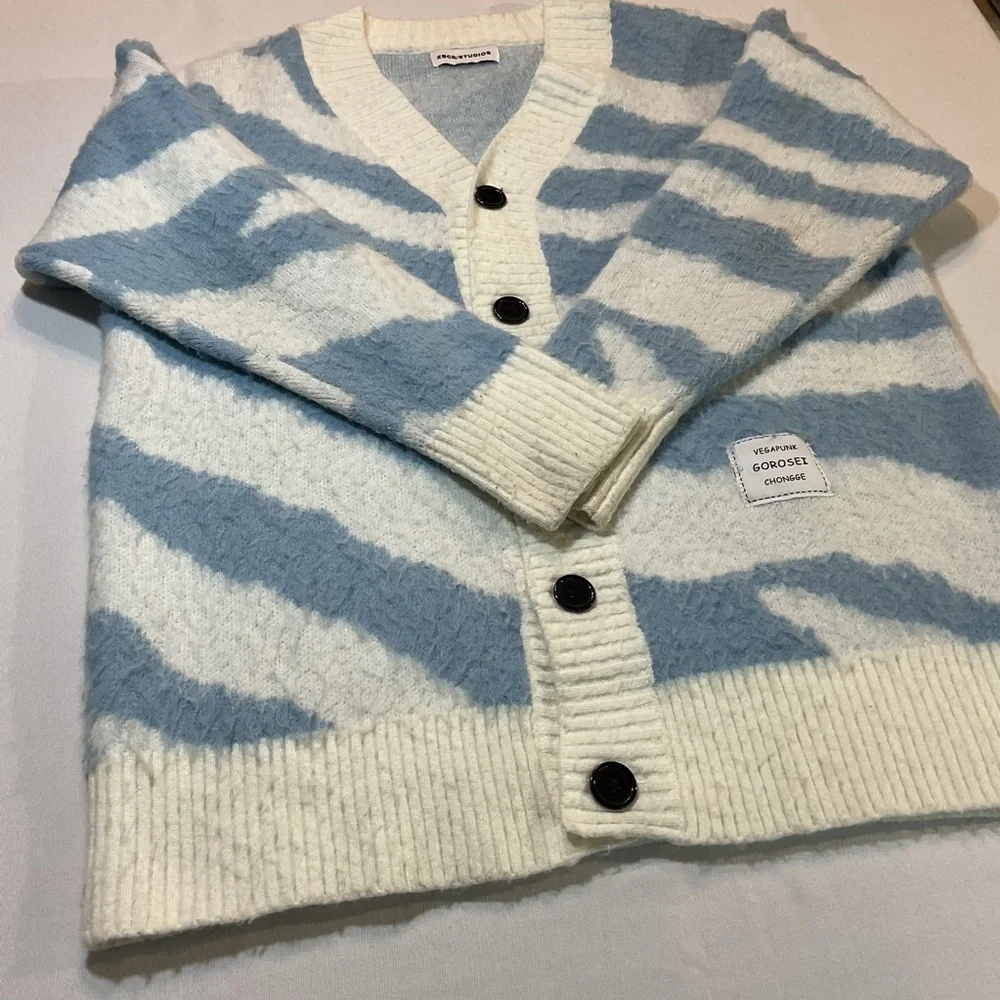 ZBCR Studios White/Blue Design Cardigan (No Tag) Size Large Vegapunk Gorosei - Picture 2 of 7